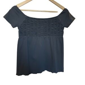 💙2 for $25💙 BCBGMAXAZRIA Charcoal Gray Smocked Top - Medium/Large